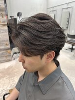 ネオン(NEON)&nbsp;大人気！フェザーパーマ