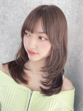 アイリス(AIRIS) レイヤーカット/ヘーゼルベージュ