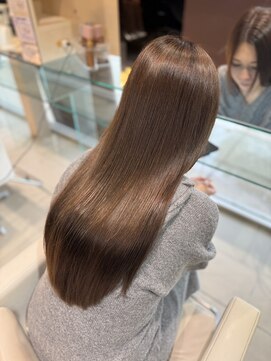 ゴットフロー(GOTTO FLOW) ヘーゼルブラウン/艶髪/髪質改善/レイヤーカット/韓国レイヤー
