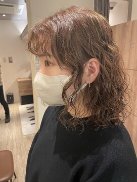 ニューヨークニューヨーク 三宮店(NYNY) ネオソバージュ×イルミナサンドベージュ