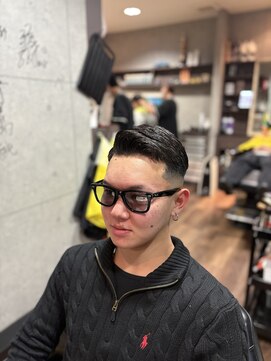 グロウヘアワークス(grow hair works) 7 3フェード