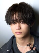 ルーシー 福岡大名店(LUCEY)&nbsp;センターパートフェザーパーマツイストスパイラルパーマメンズ