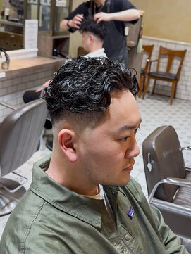 グルーマーズトウキョウ(GROOMER/S TOKYO) men's/メンズ/リバースセンターパート/ニュアンスパーマ/神保町