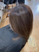 カラーサロンビスカリア 相模原エリア 淵野辺駅店(Color salon Biscaria) 白髪ぼかしハイライトで作る大人の透明感カラー