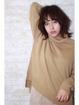 ソア 武蔵小杉(SOAR) モードな３Dカラーのミニマムボブノットヘアonジグザグバング