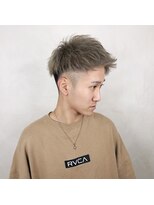 ジゼル(gisele)&nbsp;スキンフェードジェットモヒカン×パールシルバー