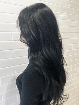 バッテリー ヘアアンドメイク 塚本店(Battery hair&make) ブルーブラックカラー