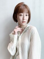 アルバム 銀座(ALBUM GINZA)&nbsp;ミニボブ_耳かけウェーブパーマフォギーベージュ_7657