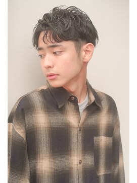 レジュアル(RESSUAL) かき上げヘア　ニュアンスマッシュ　サイドパート　ビジネス