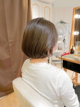 ネオリーブ チロル 横浜西口店(Neolive CiroL.) くびれボブヘア　小顔顔まわりカット　ミニボブ