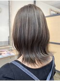 チョコレートカラー/ハイライトショートヘア