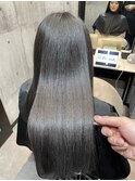 ロングヘアーダークグレー髪質改善赤坂見附