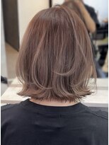 ラナ 新宿(lana)&nbsp;レイヤーボブ ミディアムレイヤー ミルクティーブラウン20代30代