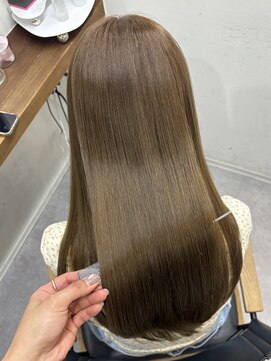 ファーストステップ 表参道(FIRST STEP) 酸性ストレートで柔らかツヤ髪/髪質改善ストレート/縮毛矯正