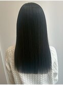 ブルーブラック 艶髪 髪質改善 ぱつっとライン セミロング 美髪