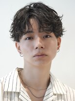 アリエッタ(aRietta)&nbsp;【ARIETTA岩渕】丁度いい抜け感シャドウパーマ×センターパート