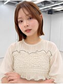 切りっぱなしボブ 20代 顔周りカット ブラウンベージュ レイヤー