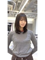 アナ ラーナ(Anna Lanna)&nbsp;柔らかカーキグレージュ×レイヤーカット