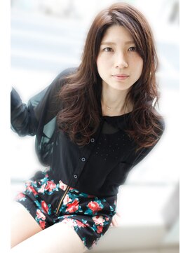 フォルテ 藤枝エピ店 前髪かきあげロングスタイル