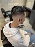 ショートレイヤークロップスキンフェードバズ