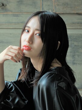 グラス(grass) 暗髪ロング　グラデーションカラー　ハイライト