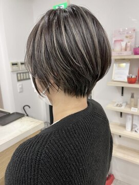 ジゼル(gisele) (稲毛)ショートヘア×立体感ハイライト