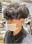 波巻きパーマツイストスパイラル無造作マッシュツーブロック