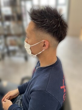 トレフル 東岸和田店(Trefle) 20代30代男前ツーブロック刈り上げショート