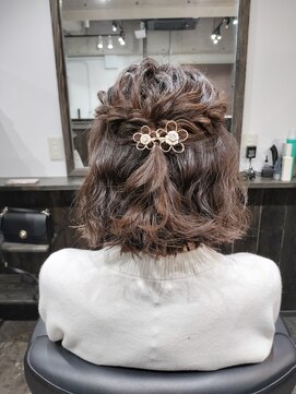 櫛の屋 ハーフアップ