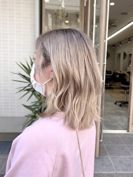 リベストバイジェービー 稲毛(li best. byjb) インナーカラー/ブリーチ/ハイトーン/イヤリング[稲毛/稲毛駅］