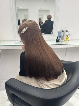 シー 池袋(SHE) マロン ベージュ