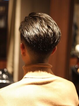 キングスマントーキョー 立川北口店(KINGSMAN TOKYO) メンズカットメンズパーマニュアンスパーマフェードカット[立川]