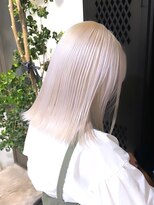 ヲタク(wotaku.)&nbsp;ホワイトカラーブロンドハイトーンケアブリーチダブルカラー白髪