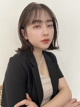 ノイ(noi) 顔周りレイヤーカットくびれヘアミルクティーベージュカラー