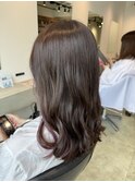 鎖骨下ミディアム／透明感アッシュベージュ