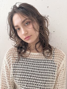 ビーチ(BEACH) ふんわりウェーブミディアムニュアンスパーマ