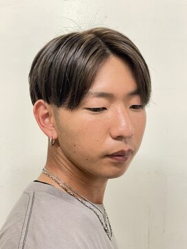 ヨシザワインク プレミアム 築地店(YOSHIZAWA Inc. PREMIUM) センターパートショートマッシュサラサラツーブロ