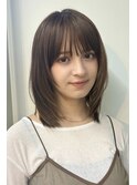 レイヤー/ハッシュカット/暗めカラー/透明感ベージュ/20代30代