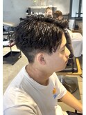 メンズセンターパート×波巻きパーマ