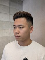 ワンワンオー バーバーショップ コンチネンタル(@110 BARBER SHOP continental)&nbsp;サイドパートフリンジカットミドルフェード