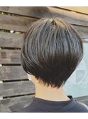 黒髪ショート