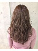 ミルキーベージュ