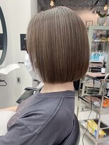 ヒビヲ(HIBIO)&nbsp;ショートボブ切りっぱなしボブぱつっとボブオージュア