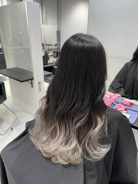 アライブ ハラジュク(ALIVE harajuku) 【ALIVE yu-ki 自然な繋がりのグラデーションカラー】