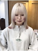 ホワイトブロンド　ハイトーン　ダブルカラー　横浜　