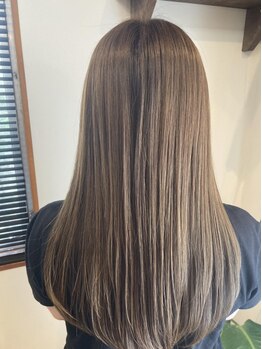美容室 レア(lea)の写真/【豊橋】髪をいたわりながら美髪になれるさらつやストレート☆クセを見極め、要望に合わせた仕上がりに♪