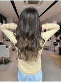 ロングレイヤー　ハイライトバレイヤージュ