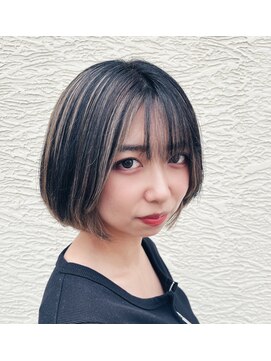 ヘアサロン グリーゼ(Hair salon Greeze) ショートボブ　アンブレラカラー