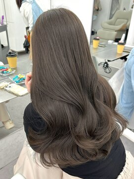 アマトウキョウスマートサロン(AMA TOKYO×Smart Salon) グレージュ  アッシュグレージュ  透明感カラー