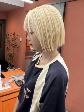 レブ 三条河原町(Reb,) ダブルカラーボブハイトーン前髪イメチェンシースルーマッシュ